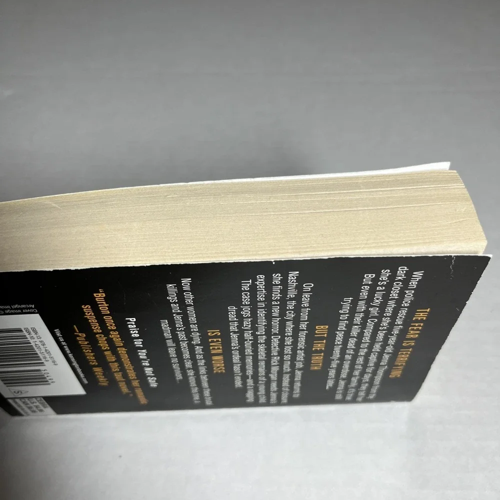 Be Afraid (Morgans of Nashville) - Mass Market Paperback By‎ Burton, Mary